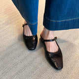 Women's Simple And Versatile Leather Slippers